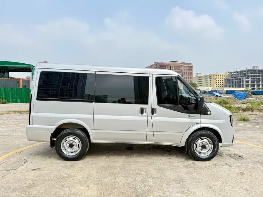 Jiangling Fushun Jiangling Fushun 2025 2.0T 6MT Diesel Short Wheelbase Low Roof Commercial Multi-purpose Passenger Vehicle, 5/6 Seats, with Hinged Tailgate 2025 — миниатюра 2