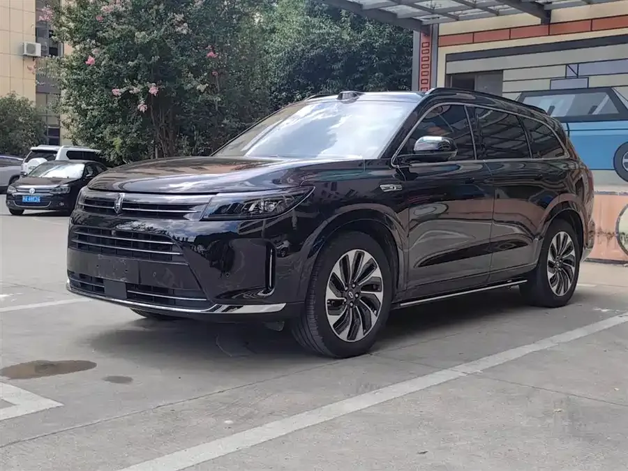 AITO M7 Wenjie M7 2024 1.5T Intelligent Driving 4WD Max Edition 5 Seaters 2024 — фото 1, купить с доставкой в Москву