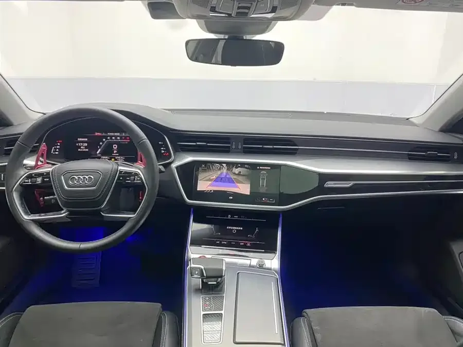 Audi A7L 2024 45 TFSI Luxury Edition 2024 — миниатюра 4