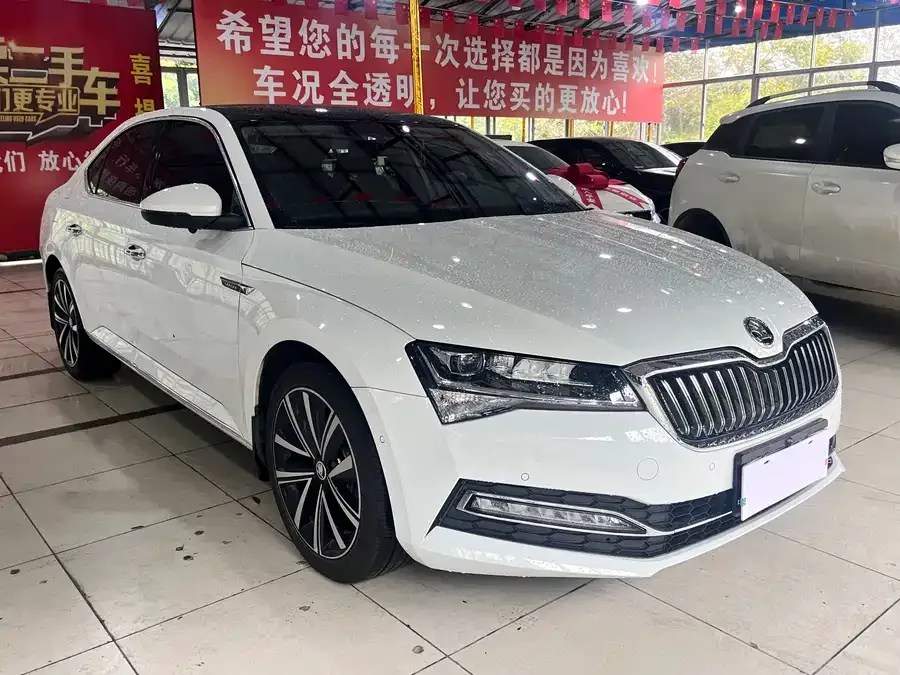 Skoda SuperB Superb 2023 facelifted TSI280 DSG exclusive version 2023 — миниатюра 3