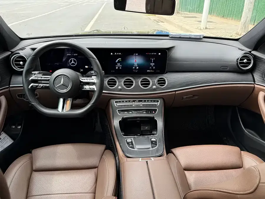 Mercedes-Benz E-class new energy Mercedes-Benz E-Class New Energy 2022 E 350 e L Plug-in Hybrid Sedan 2022 — миниатюра 2