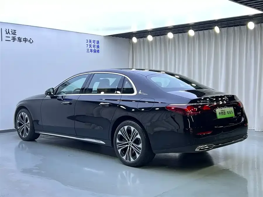 Mercedes-Benz E-class new energy Mercedes-Benz E-Class New Energy 2024 E 350 e L Plug-in Hybrid Sedan 2024 — миниатюра 2