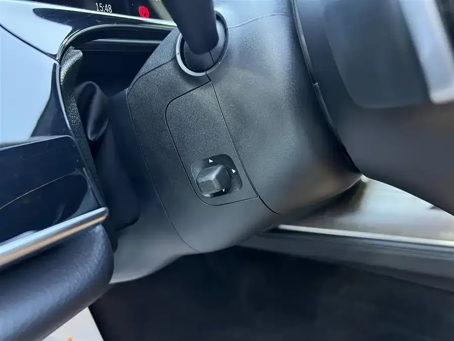 Mercedes-Benz E-class new energy Mercedes-Benz E-Class New Energy 2024 E 350 e L Plug-in Hybrid Sedan 2024 — миниатюра 5