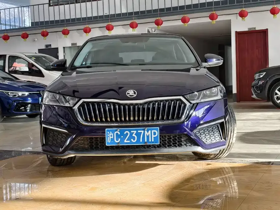 Skoda Octavia Octavia 2022 PRO TSI280 Premium Edition 2022 — фото 1, купить с доставкой в Москву