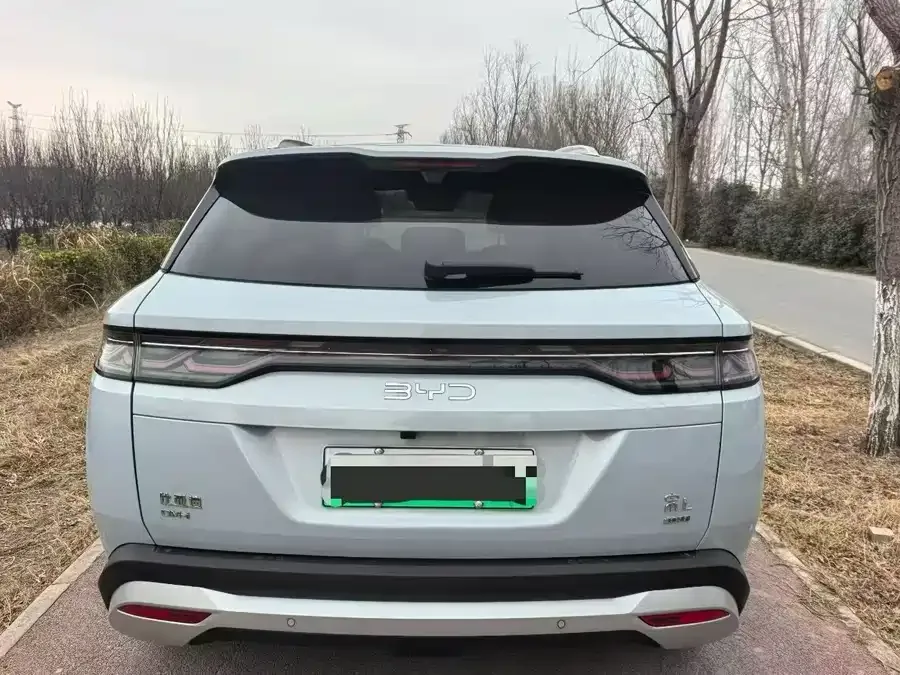 BYD Song L DM-i Song L DM-i 2025 Intelligent Driving Edition 112km Leading Model 2025 — миниатюра 5