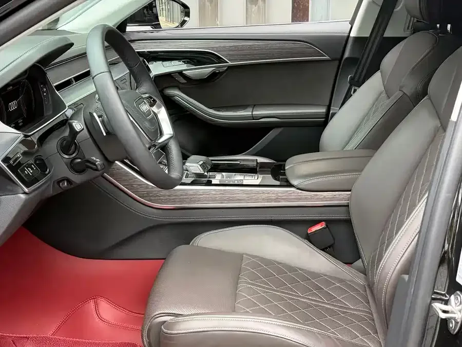 Audi A8 2025 A8L 55 TFSI quattro Flagship Edition 2025 — миниатюра 2