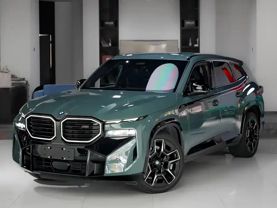 BMW XM 2024
