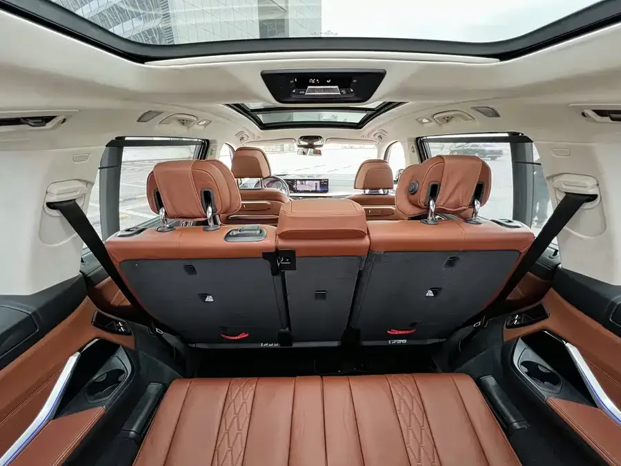 BMW X7 2023 xDrive40i Executive M Sport Package 2023 — миниатюра 3