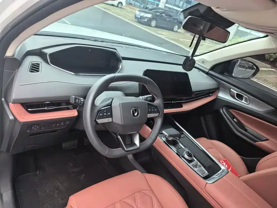 Changan CS55 Plus Changan CS55PLUS 2024 third generation 1.5T DCT premium model 2024 — миниатюра 3