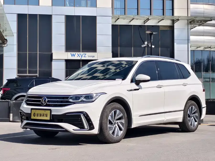 Volkswagen Tiguan L New Energy Tiguan L New Energy 2022 430PHEV Plug-in Hybrid Premium Edition 2022 — фото 1, купить с доставкой в Москву