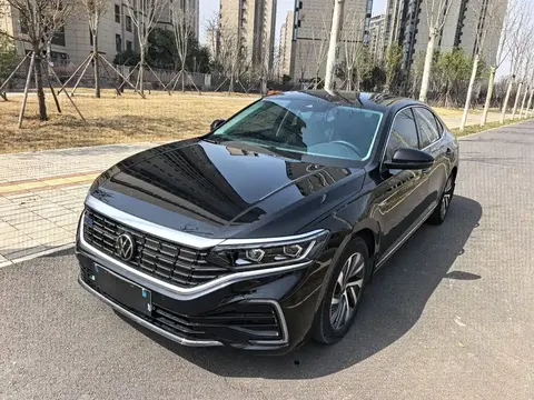 Volkswagen Passat New Energy 2022 купить в Москве