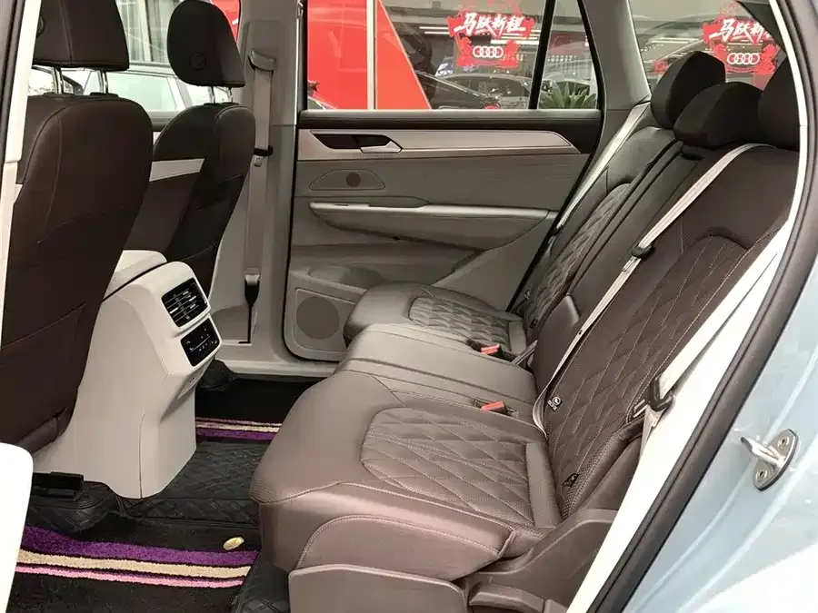 Volkswagen Tavendor 2023 Lanxun 380TSI 4WD R-Line Touring Edition 2023 — миниатюра 3