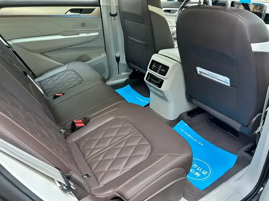 Volkswagen Tavendor 2023 Lanxun 380TSI 4WD R-Line Touring Edition 2023 — миниатюра 2