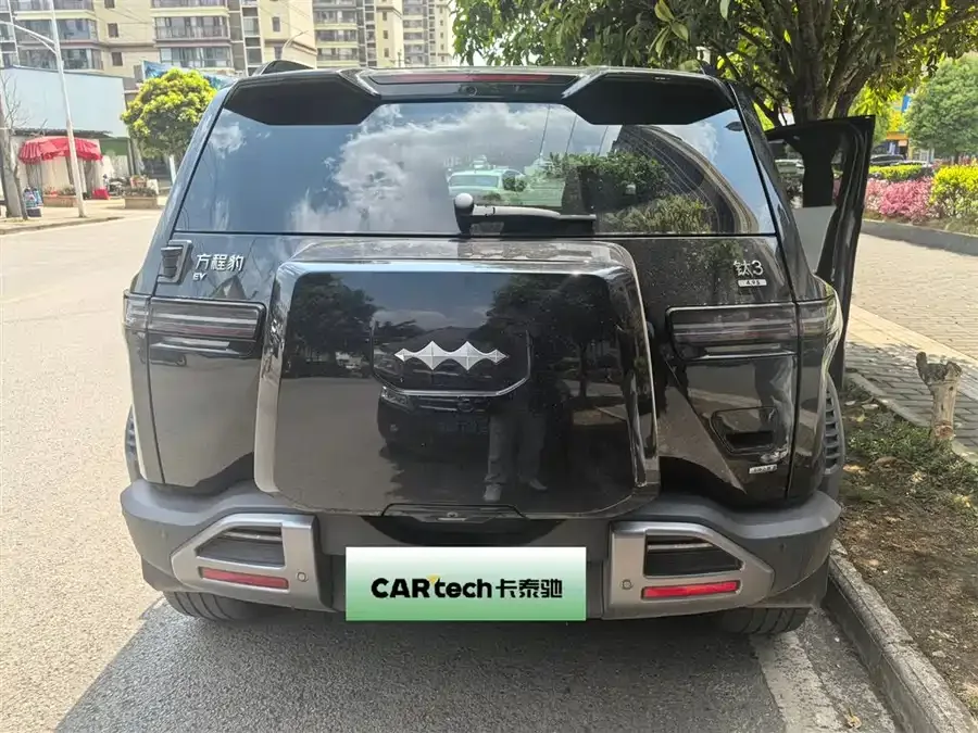 BYD Leopard Titanium 3 Titanium 3 2025 501KM 4WD Max Edition 2025 — миниатюра 3