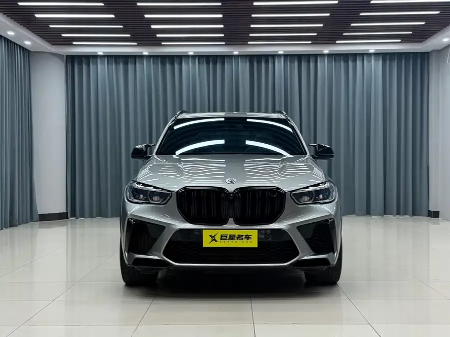 BMW X5M 2023