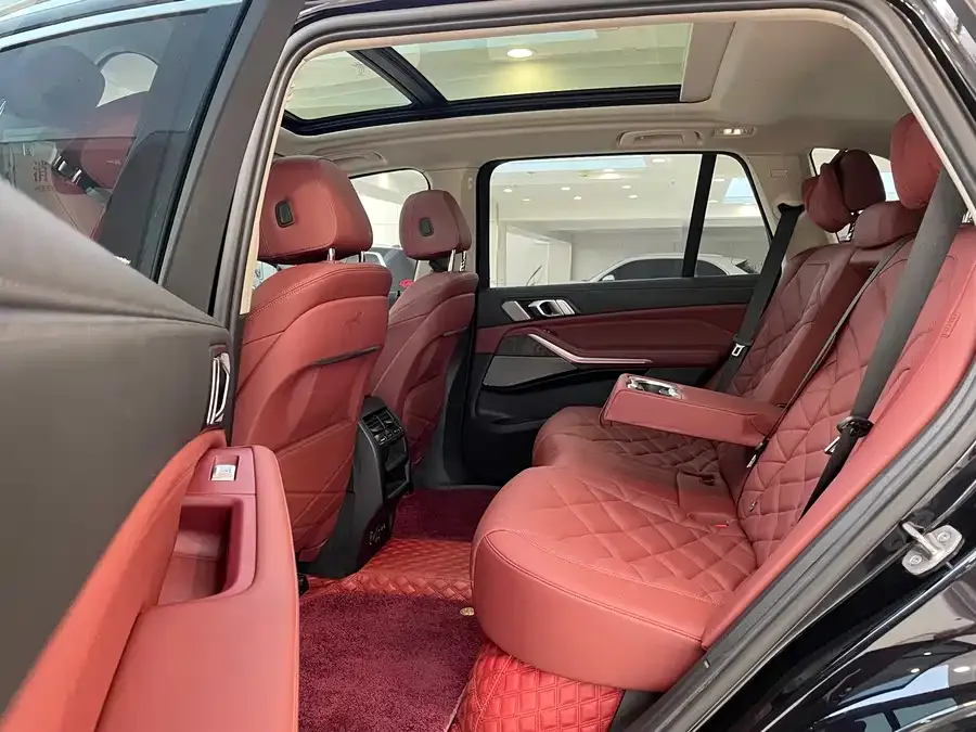 BMW X5 2022 xDrive 30Li Exclusive M Sport Package 2023 — миниатюра 4