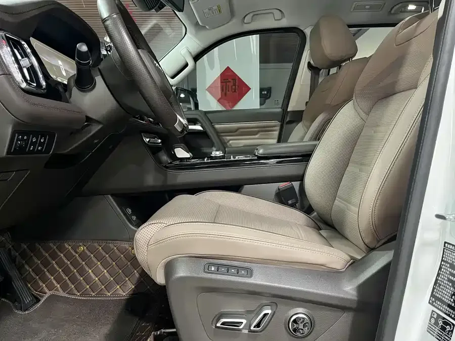 BAIC BJ60 Beijing Off-road BJ60 2022 2.0T May Day Edition Five Seats 2023 — миниатюра 2