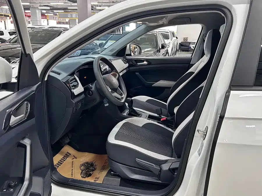 Volkswagen Tiguan (Tharu) Tuyue 2025 New 1.5L Ruijin Edition 2025 — миниатюра 3