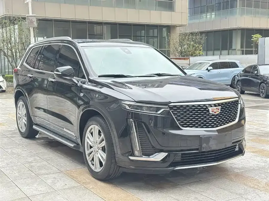 Cadillac XT6 2022 2.0T 6-seat 4WD luxury standard version 2022 — миниатюра 2