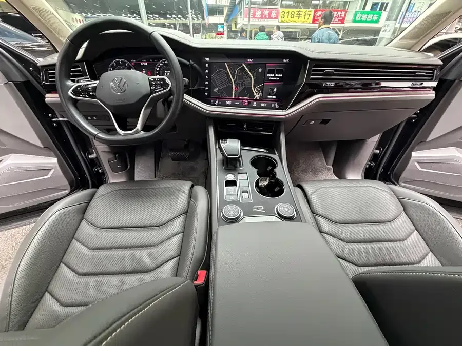 Volkswagen Touareg Touareg 2023 2.0TSI Ruishang Edition 2024 — миниатюра 5