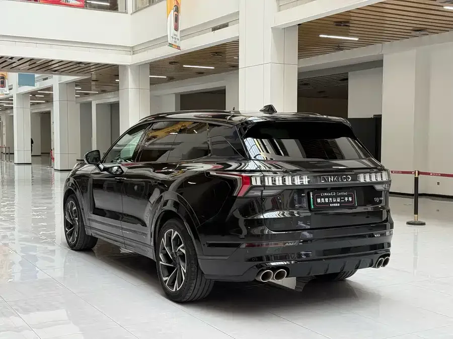 Lynk & Co 09 EM-P Lynk & Co 09 EM-P 2021 2.0T PHEV Halo 6-seater 2022 — миниатюра 2