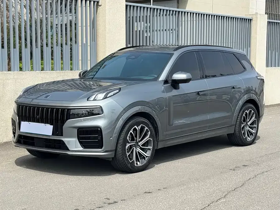 Lynk & Co 09 EM-P 2022