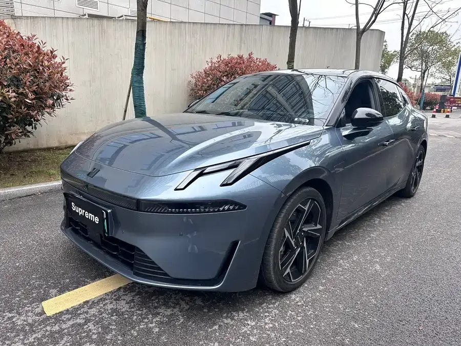 Lynk & Co 07 EM-P 2024