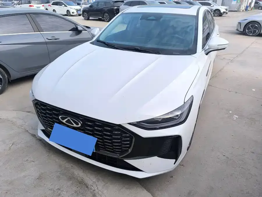 Chery Arrizo 8 PRO Chery Arrizo 8 PRO 2025 1.6T DCT Luxury Edition 2025 — фото 1, купить с доставкой в Москву