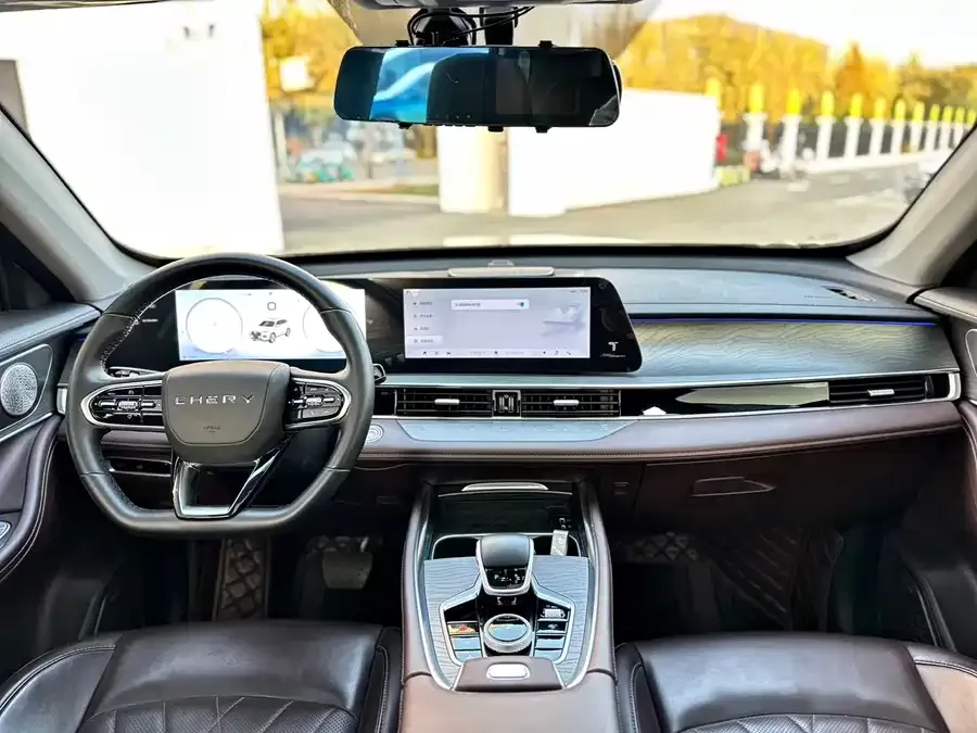 Chery Tiggo 8 PLUS Tiggo 8 PLUS 2024 Champion Edition 290TGDI DCT Luxury Edition 5 Seaters 2024 — миниатюра 2