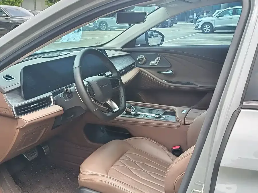 Chery Arrizo 8 Arrizo 8 2025 2.0T Automatic + 2025 — миниатюра 4