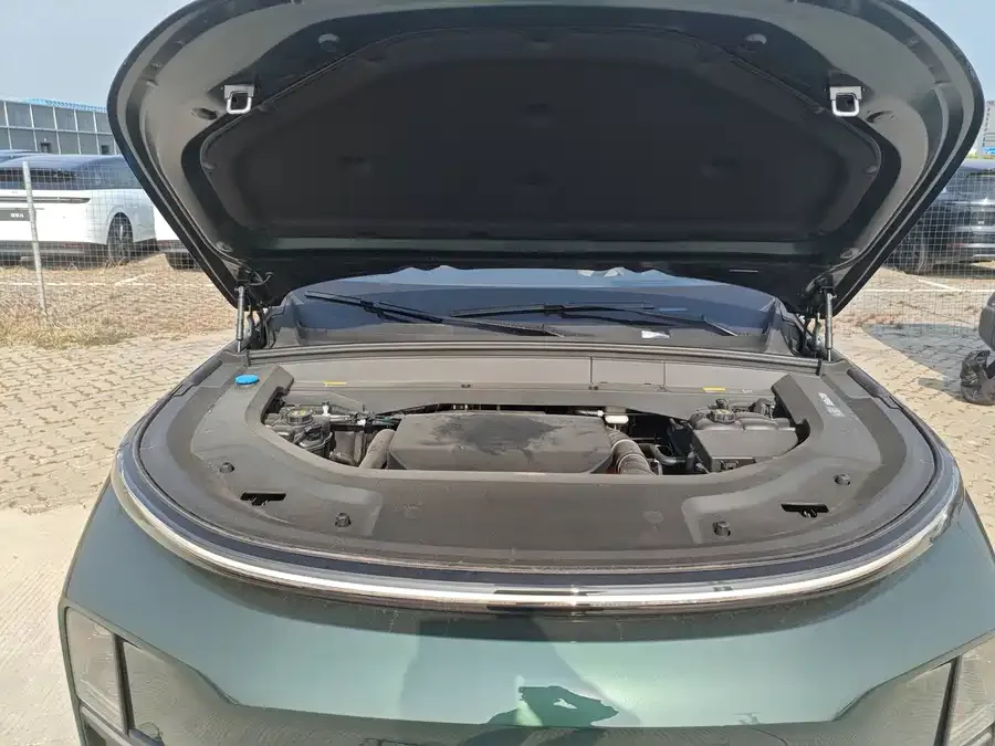 Li Xiang L9 Ideal L9 2025 Ultra Smart New Edition 2025 — миниатюра 3
