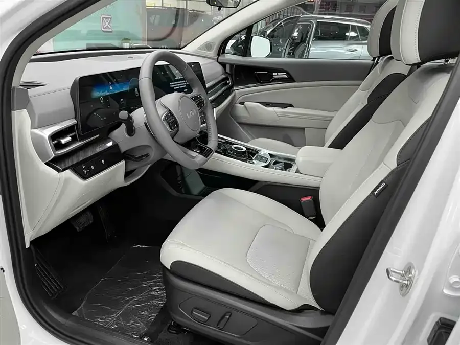 Kia Lion Platinum Lion Bo Tuojie 2025 2.0T 2WD Premium Smart Edition 2025 — миниатюра 5