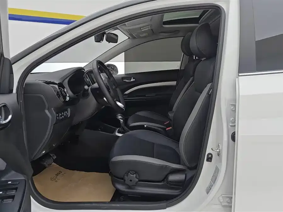 Kia KX1 Yipao 2021 1.4L CVT fun sunroof model 2025 — миниатюра 3