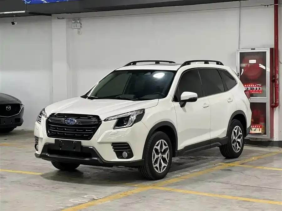Subaru Forester Forester 2022 2.0i AWD Luxury Edition EyeSight 2022 — фото 1, купить с доставкой в Москву