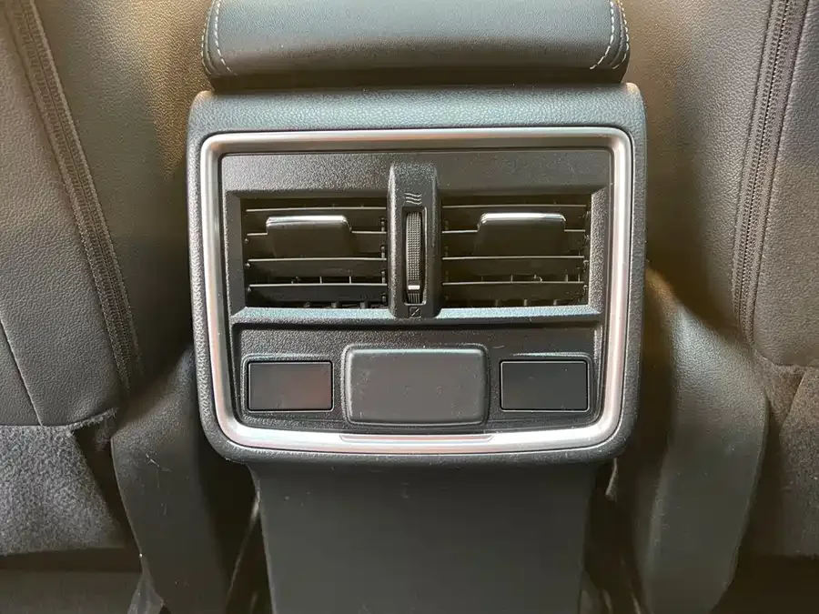 Subaru Forester Forester 2022 2.0i AWD Luxury Edition EyeSight 2023 — миниатюра 4