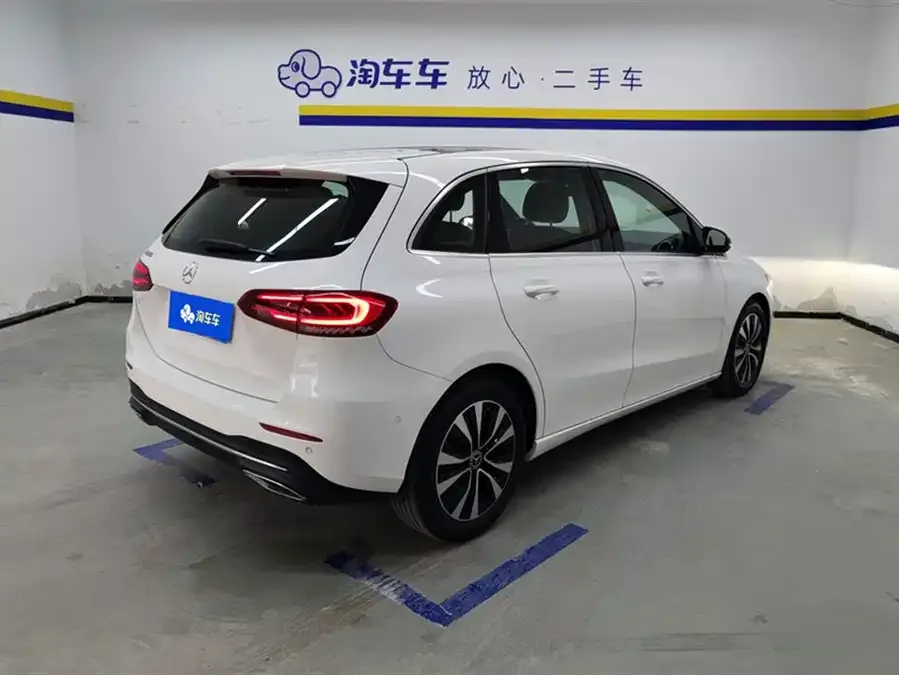 Mercedes-Benz Class B Mercedes-Benz B-Class 2022 facelift B 200 dynamic version 2023 — миниатюра 3