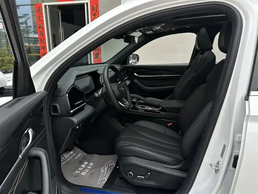 Geely Monjaro Xingyue L 2024 2.0TD DCT EVO 2WD Changfeng Edition 2024 — миниатюра 3