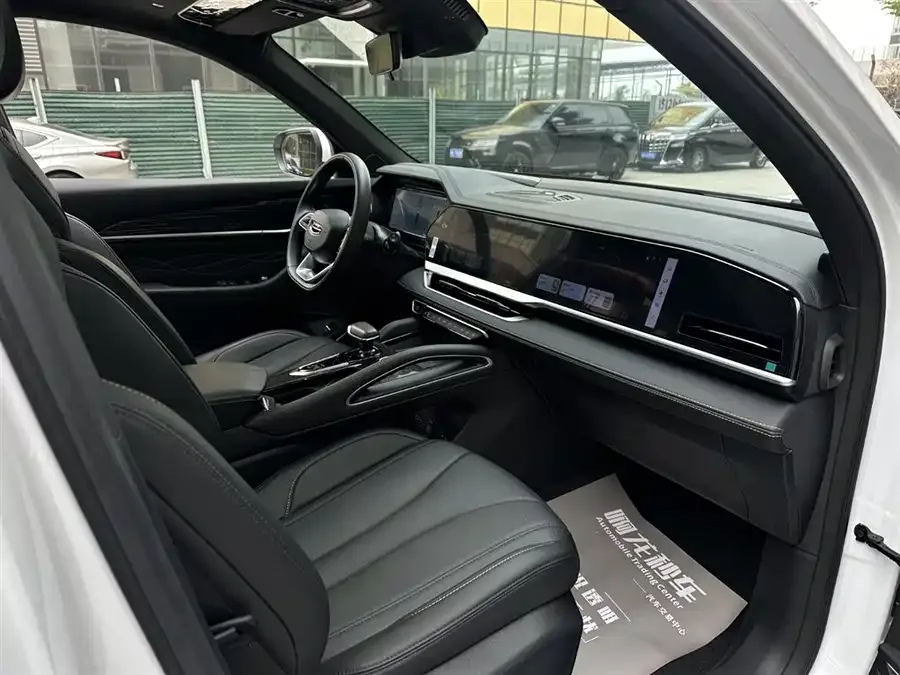 Geely Monjaro Xingyue L 2024 2.0TD DCT EVO 2WD Changfeng Edition 2024 — миниатюра 4