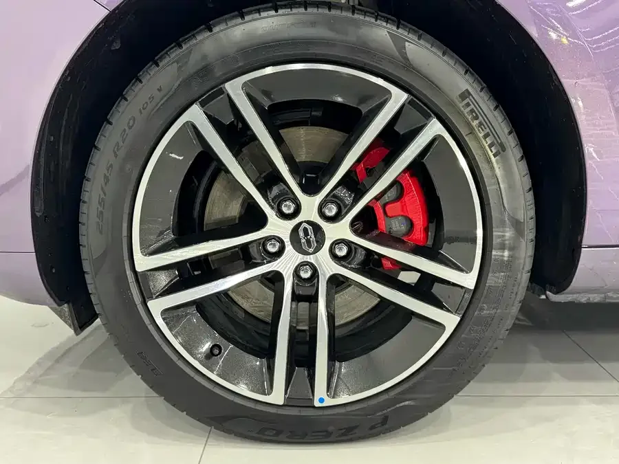 AITO M5 M5 2025 Extended Range Ultra 4WD Edition 2025 — миниатюра 5