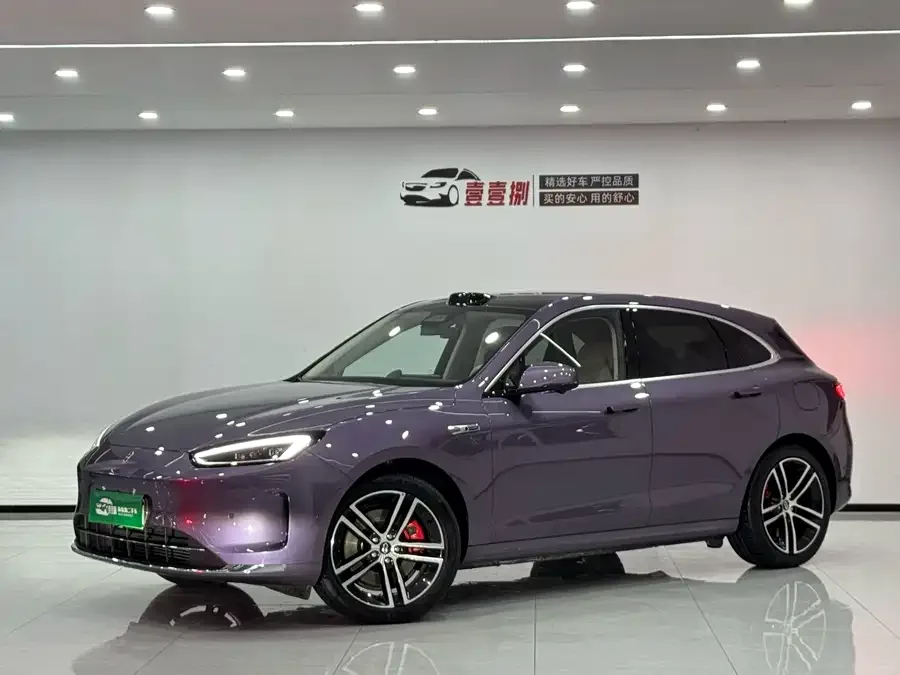 AITO M5 M5 2025 Extended Range Ultra 4WD Edition 2025 — фото 1, купить с доставкой в Москву