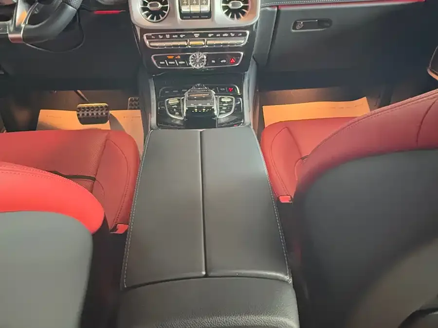 Mercedes-Benz G-Class AMG Mercedes-Benz G-Class AMG 2023 AMG G 63 2024 — миниатюра 4