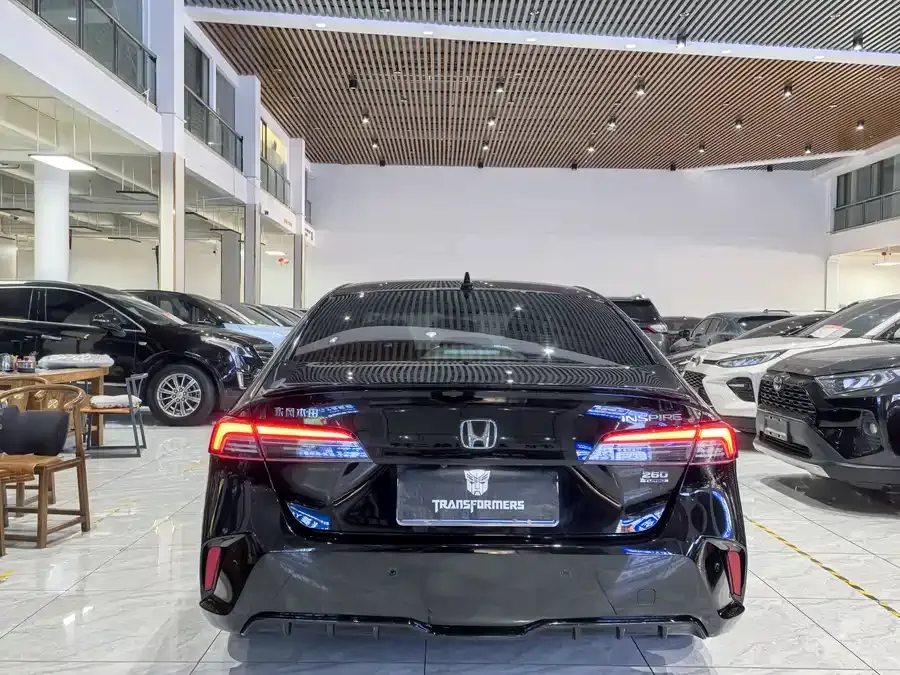Honda Inspire 2023 Insignia 260TURBO Elegant Edition 2023 — миниатюра 4