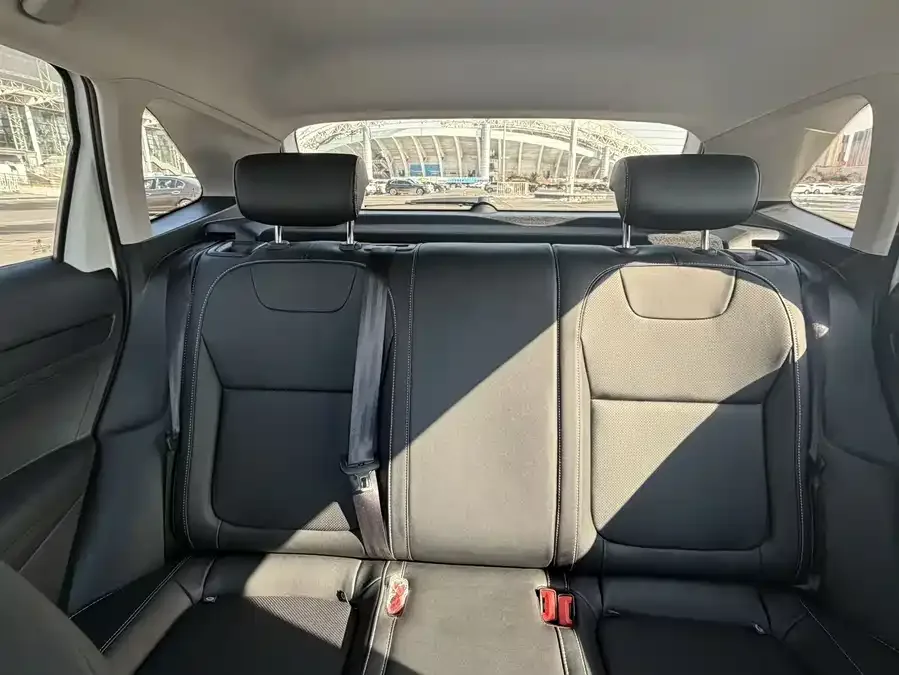 Skoda Kamiq 2023 Kamiq facelift 1.5L automatic comfort version 2024 — миниатюра 5