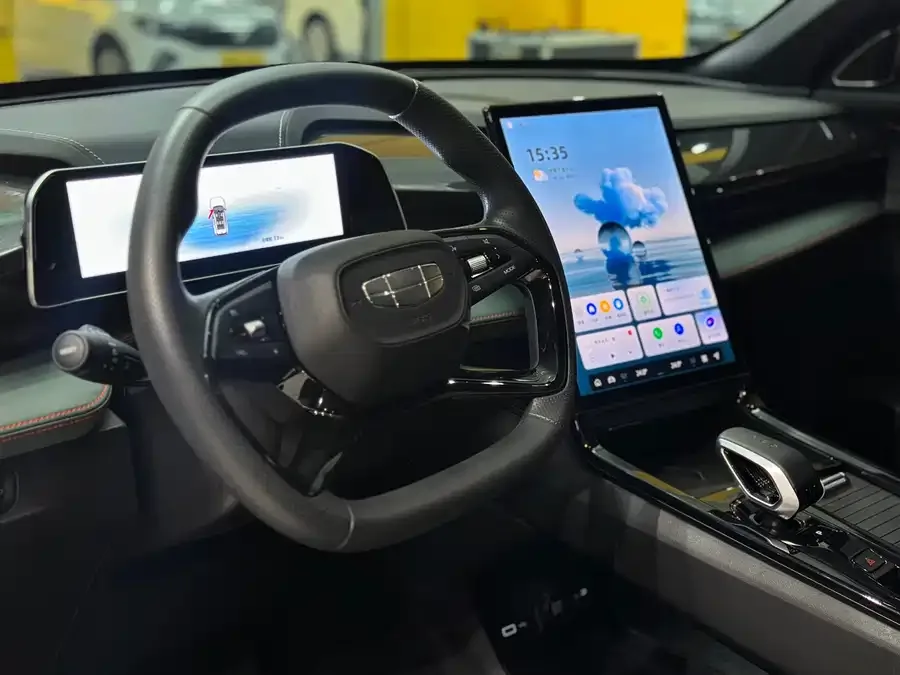 Geely Atlas Boyue 2024 1.5TD Longteng Edition 2025 — миниатюра 4