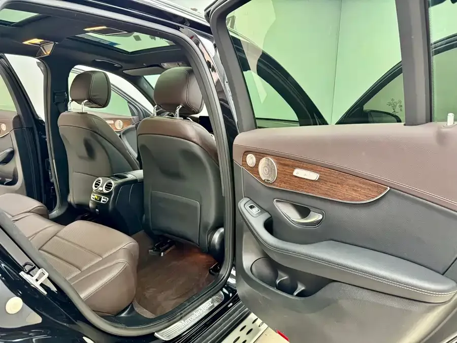 Mercedes-Benz GLC-Class Mercedes-Benz GLC 2021 GLC 300 L 4MATIC Dynamic 2022 — миниатюра 4