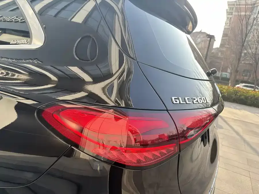 Mercedes-Benz GLC-Class Mercedes-Benz GLC 2024 GLC 260 L 4MATIC Luxury 7-seater 2024 — миниатюра 3