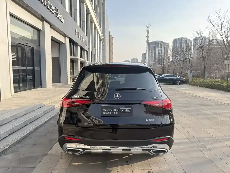 Mercedes-Benz GLC-Class Mercedes-Benz GLC 2024 GLC 260 L 4MATIC Luxury 7-seater 2024 — миниатюра 4