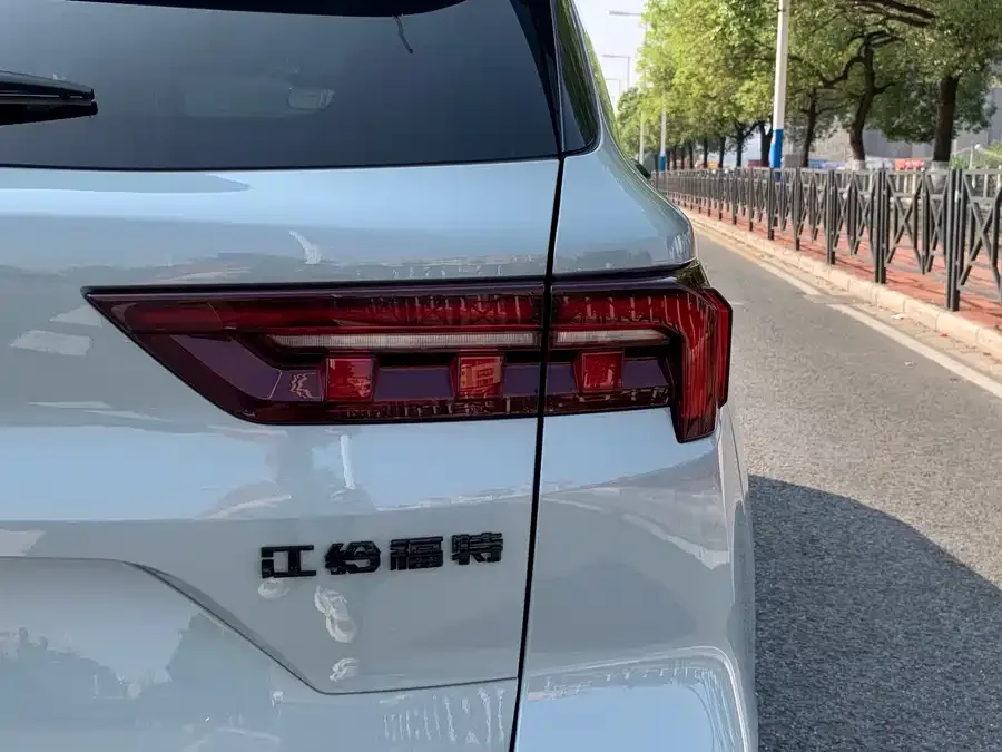 Ford Lingrui New Energy Lingrui New Energy 2025 Zunling PLUS 2025 — миниатюра 5