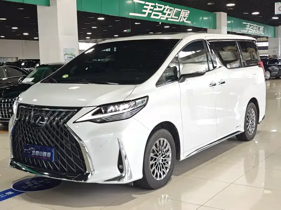 Lexus LM 2023