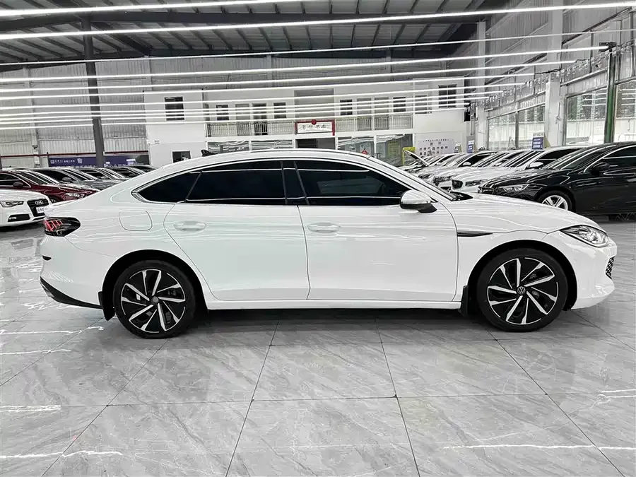 Volkswagen Lamando Lingdu 2022 Lingdu L 280TSI DSG Super Hot Flagship Edition 2022 — миниатюра 4
